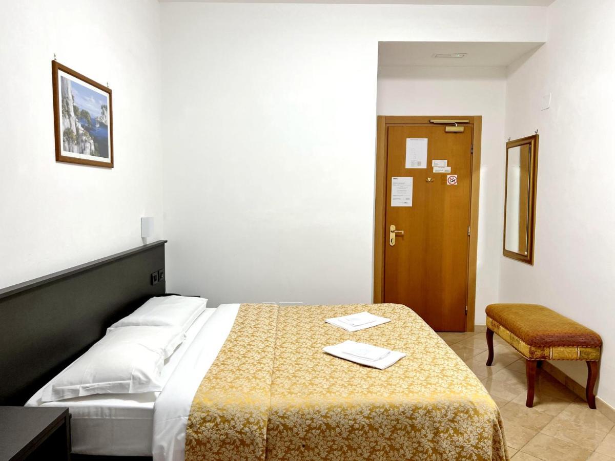 Hotel Domus Termini ローマ エクステリア 写真