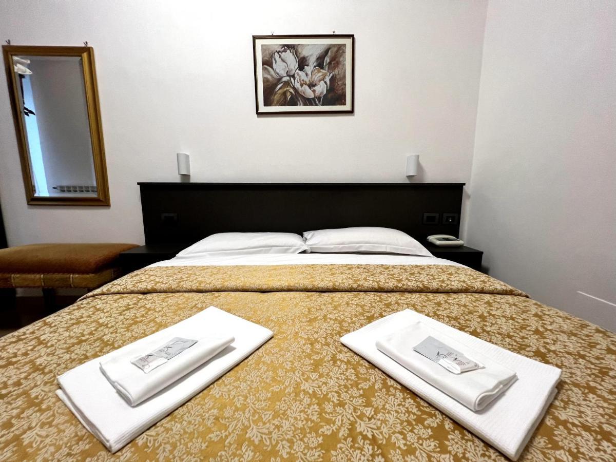 Hotel Domus Termini ローマ エクステリア 写真